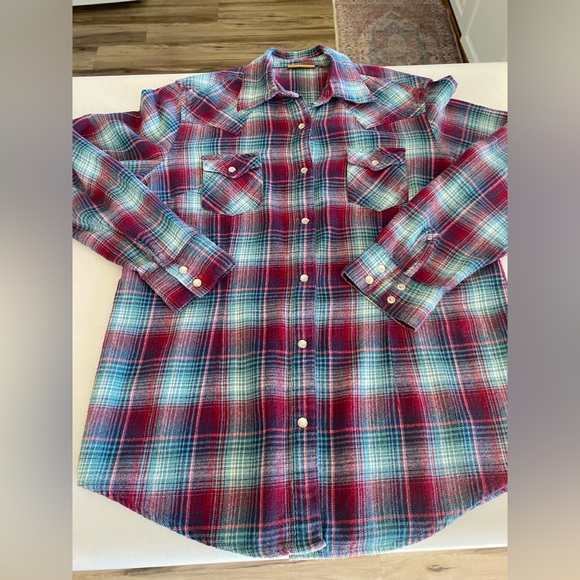 Wrangler Vintage Western Pearl Snap Flannel Pink/Blue XS/S (see meaurements) - Picture 4 of 7